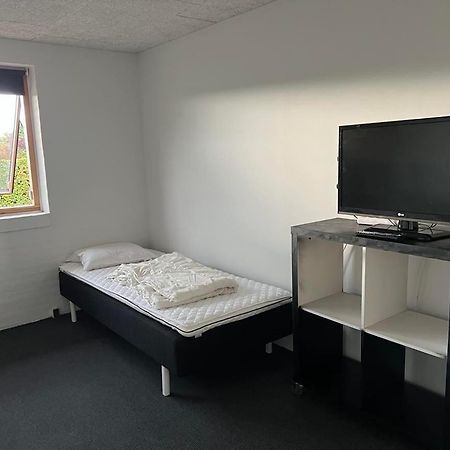 Ebbesens Bed And Bath - Two Double Rooms Herning Buitenkant foto